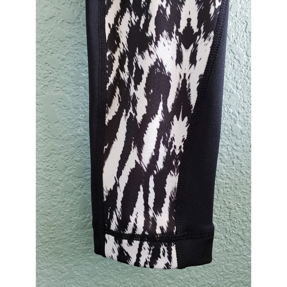 Z by Zella |  High Waist Patterned Leggings - Picture 3 of 6